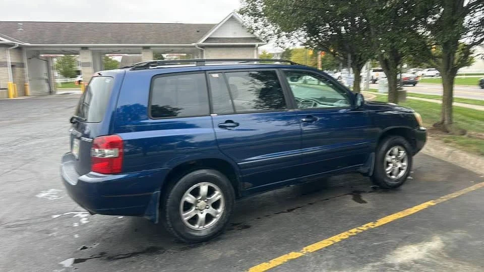 2004 Toyota Highlander - Image 4 of 4