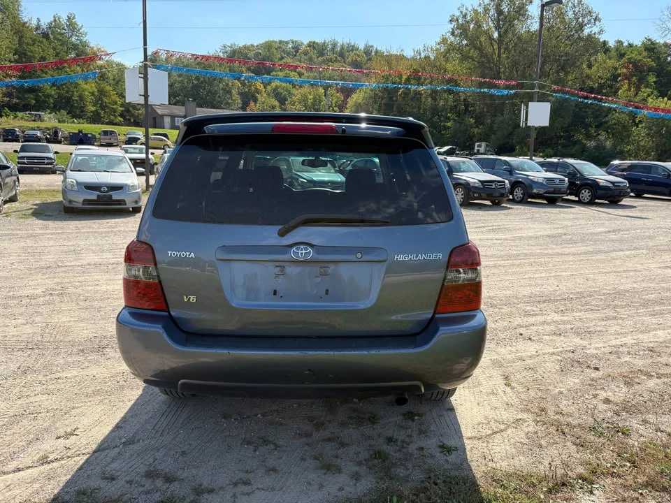 2004 Toyota Highlander - Image 17 of 19