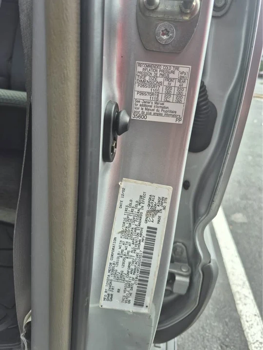 2004 Toyota Highlander - Image 15 of 20