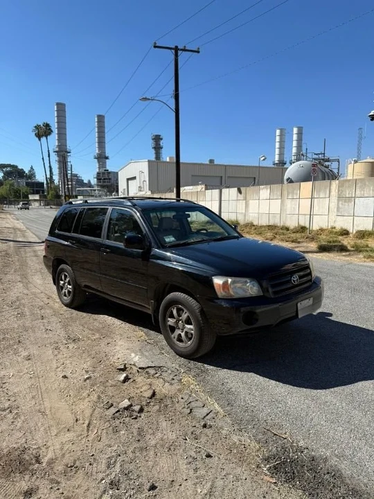2004 Toyota Highlander - Image 15 of 16