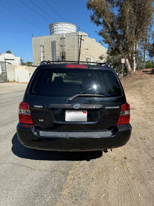 2004 Toyota Highlander - Image 16 of 16