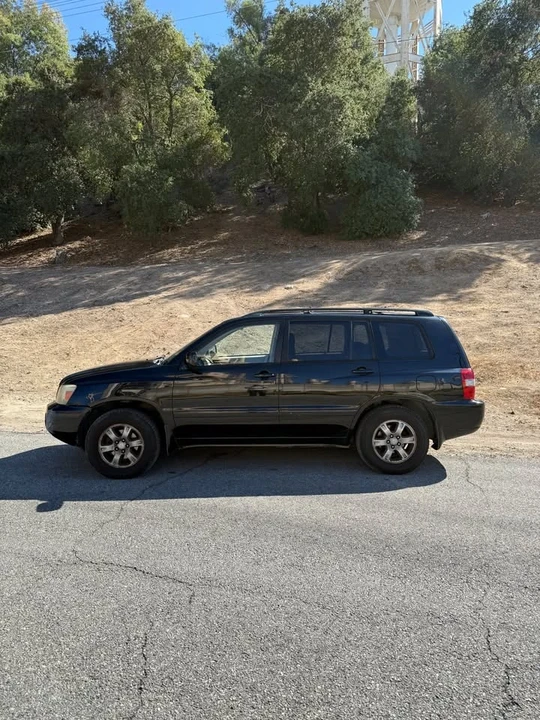 2004 Toyota Highlander - Image 3 of 16