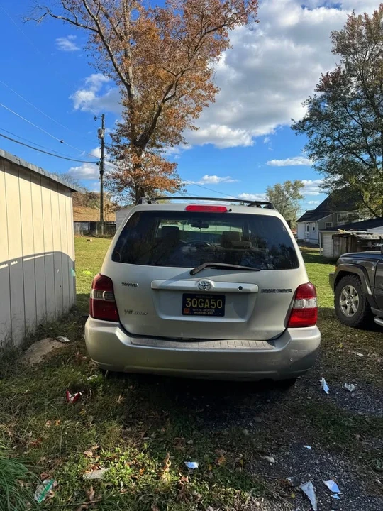 2004 Toyota Highlander - Image 2 of 5