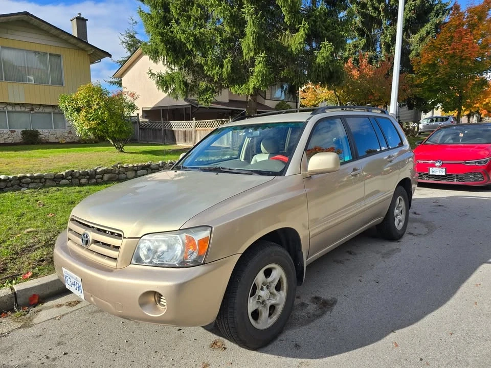2004 Toyota Highlander - Image 2 of 15