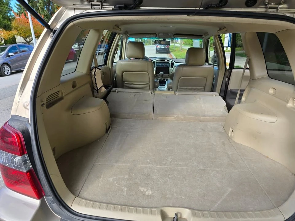 2004 Toyota Highlander - Image 7 of 15
