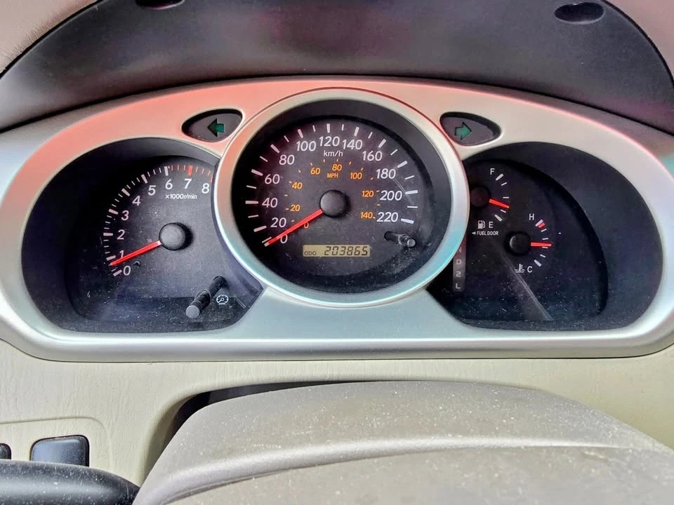 2004 Toyota Highlander - Image 5 of 15