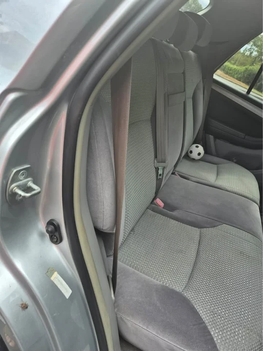 2004 Toyota Highlander - Image 5 of 20