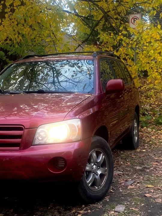 2004 Toyota Highlander - Image 3 of 8