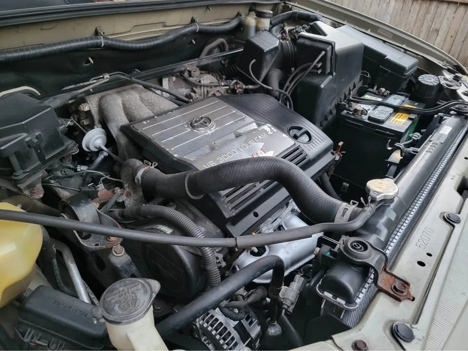 2004 Toyota Highlander - Image 7 of 17