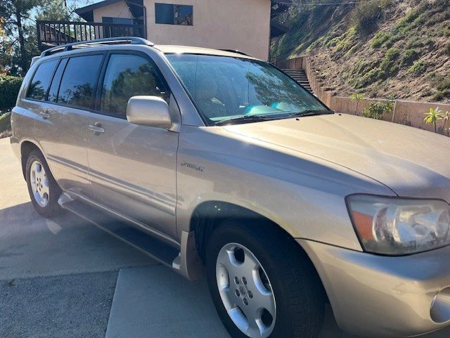 2004 Toyota Highlander - Image 4 of 11