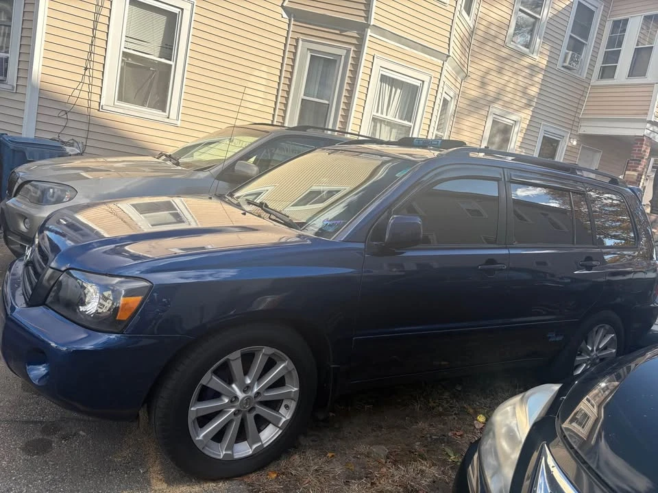 2004 Toyota Highlander - Image 2 of 8