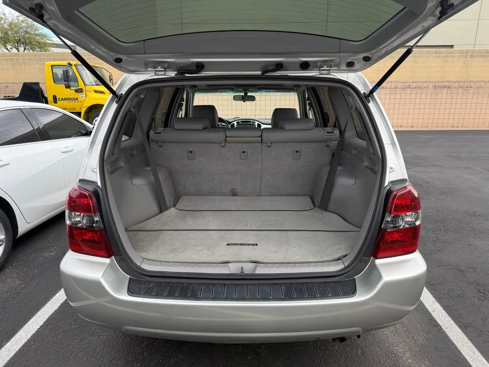 2004 Toyota Highlander - Image 11 of 11