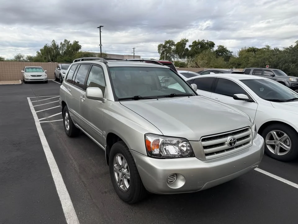 2004 Toyota Highlander - Image 3 of 11