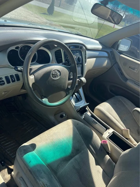 2004 Toyota Highlander - Image 2 of 4