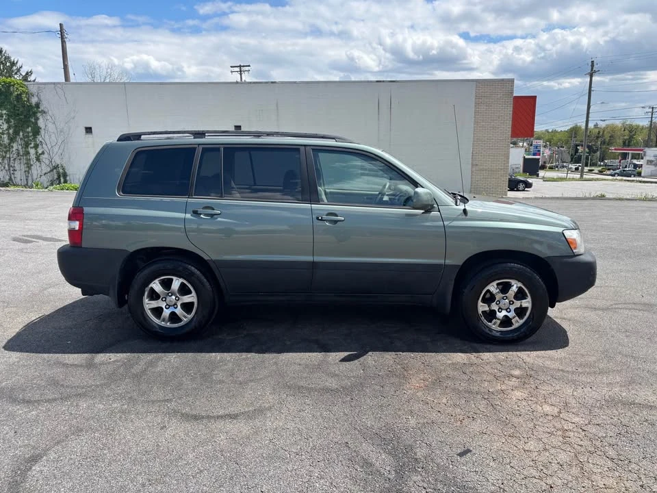 2004 Toyota Highlander - Image 3 of 13