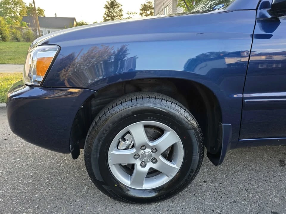 2004 Toyota Highlander - Image 7 of 15
