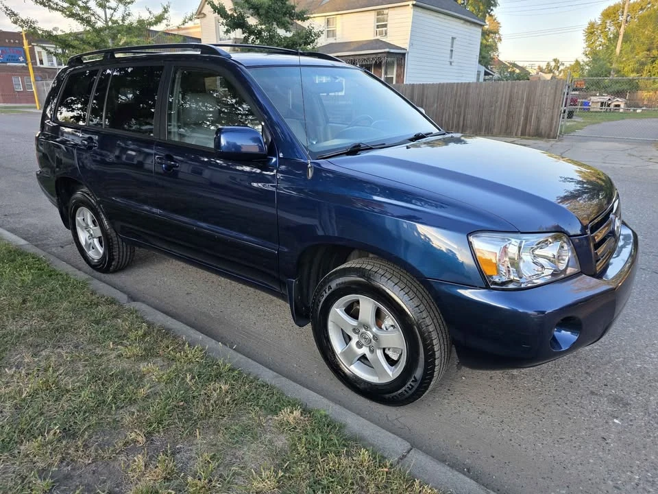 2004 Toyota Highlander - Image 5 of 15