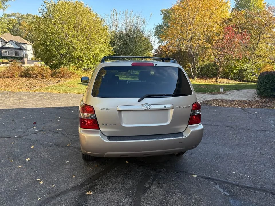 2004 Toyota Highlander - Image 3 of 7