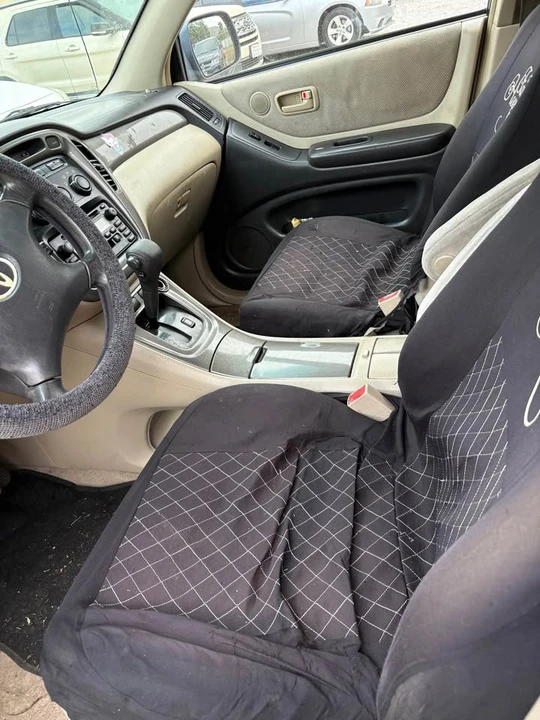 2004 Toyota Highlander - Image 7 of 7