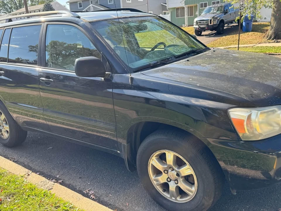 2004 Toyota Highlander - Image 2 of 5