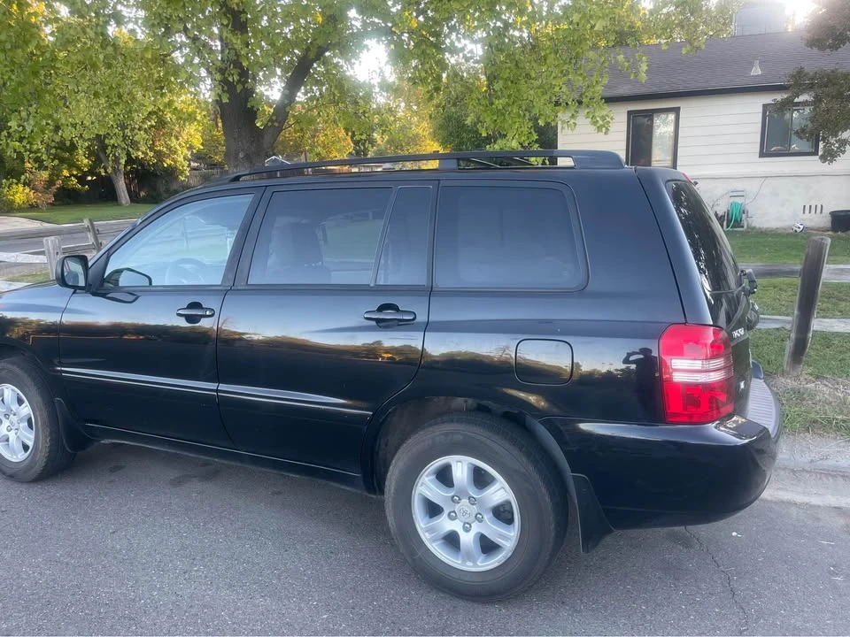 2004 Toyota Highlander - Image 2 of 9