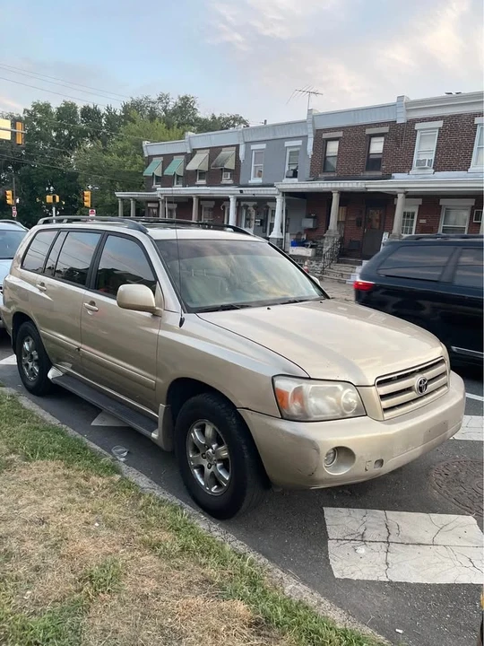 2004 Toyota Highlander - Image 5 of 5