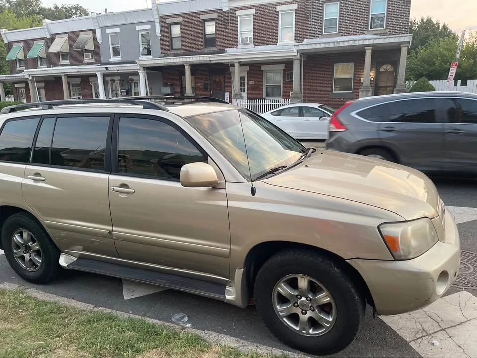 2004 Toyota Highlander - Image 4 of 5