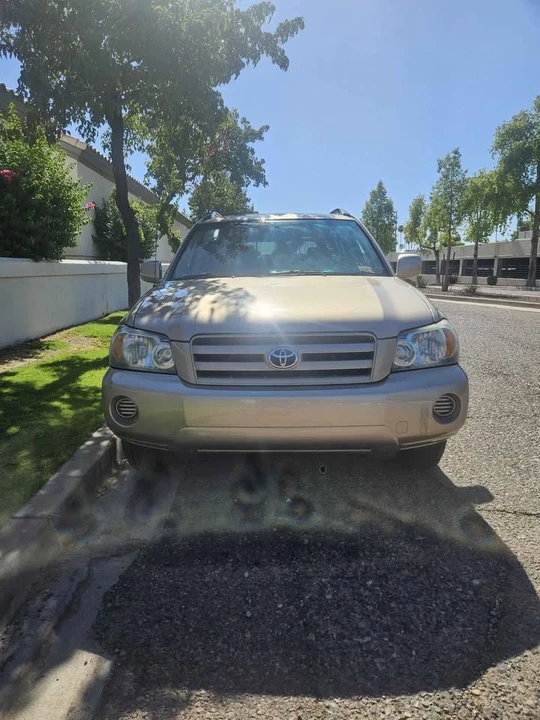 2004 Toyota Highlander - Image 3 of 12
