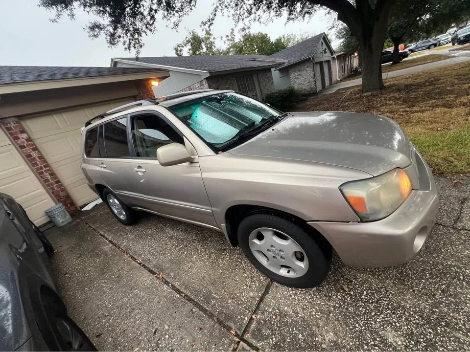 2004 Toyota Highlander - Image 2 of 4