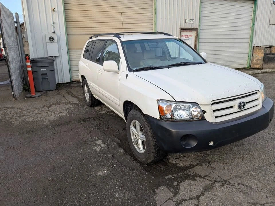 2004 Toyota Highlander - Image 3 of 3