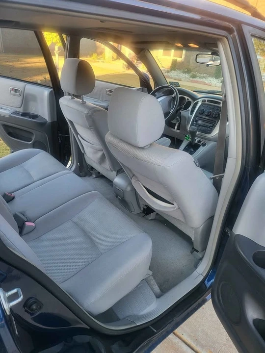 2004 Toyota Highlander - Image 6 of 13