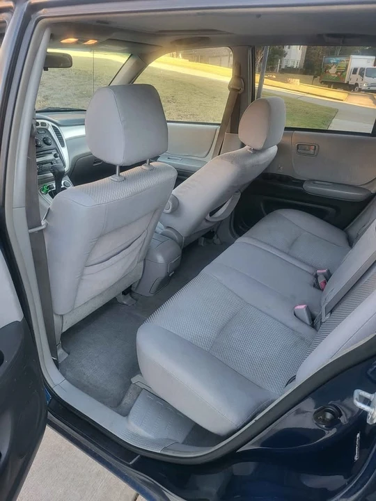 2004 Toyota Highlander - Image 7 of 13