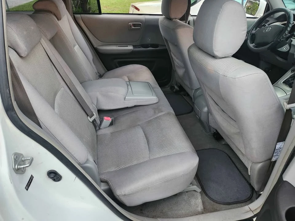2004 Toyota Highlander - Image 7 of 12