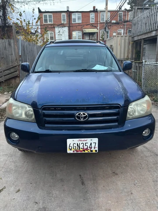 2004 Toyota Highlander - Image 2 of 8