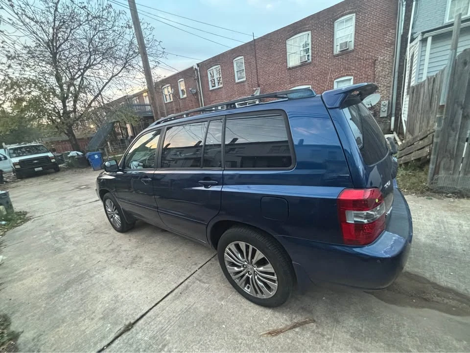 2004 Toyota Highlander - Image 5 of 8