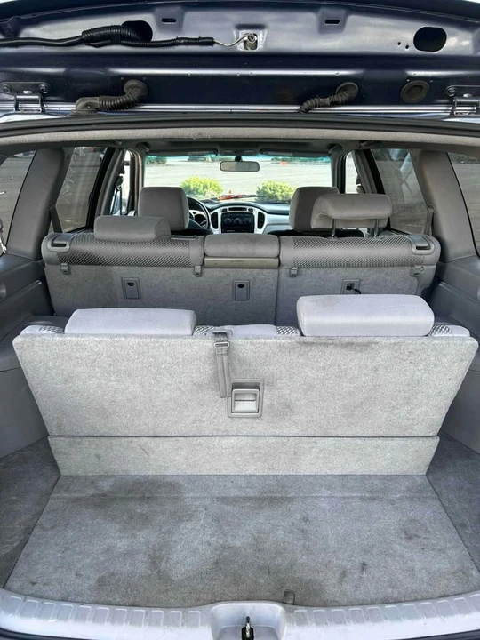 2004 Toyota Highlander - Image 10 of 11