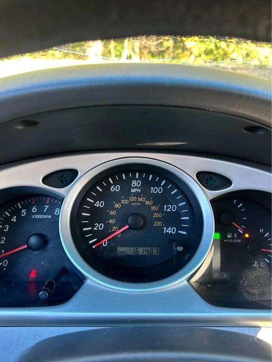 2004 Toyota Highlander - Image 11 of 11