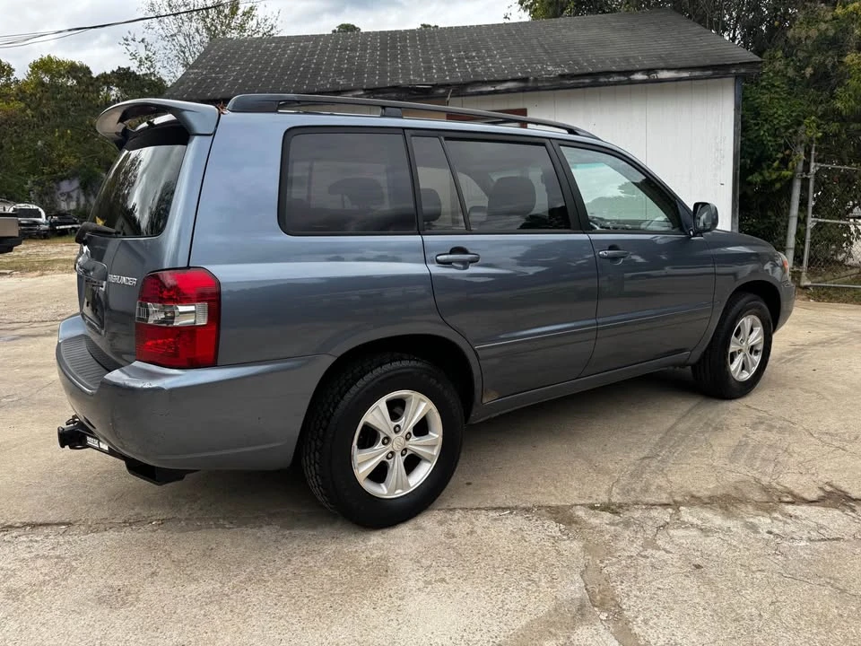 2004 Toyota Highlander - Image 4 of 8