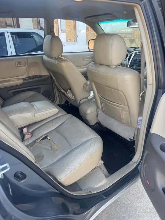 2004 Toyota Highlander - Image 6 of 15