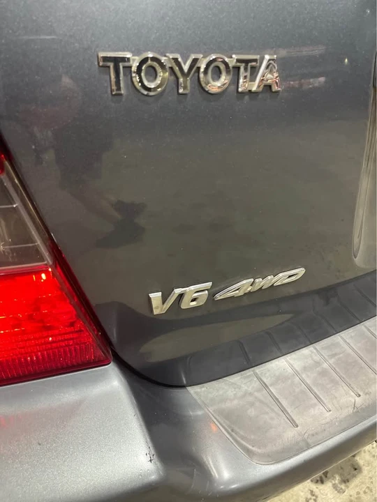 2004 Toyota Highlander - Image 15 of 15