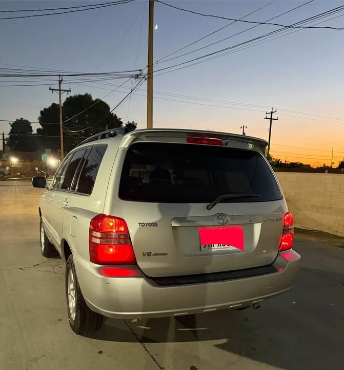 2004 Toyota Highlander - Image 7 of 20