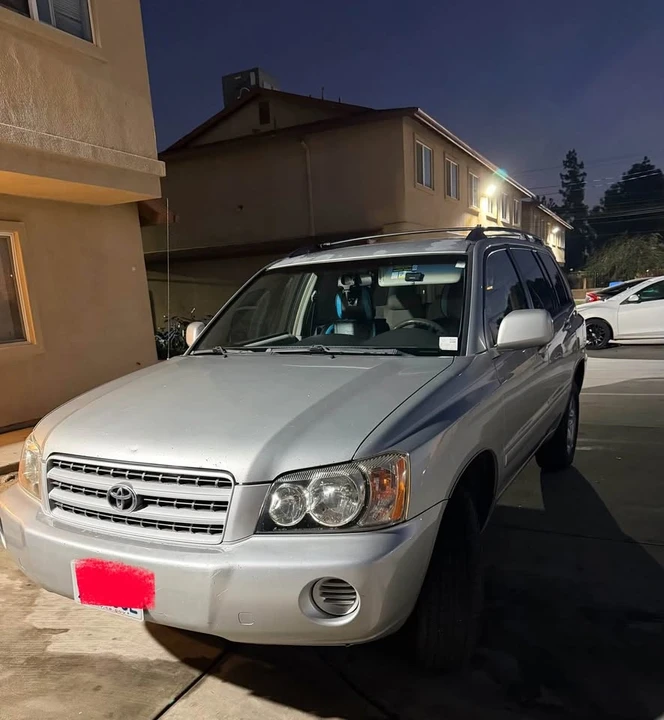 2004 Toyota Highlander - Image 18 of 20