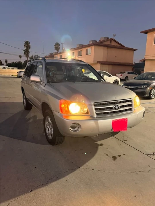 2004 Toyota Highlander - Image 6 of 20