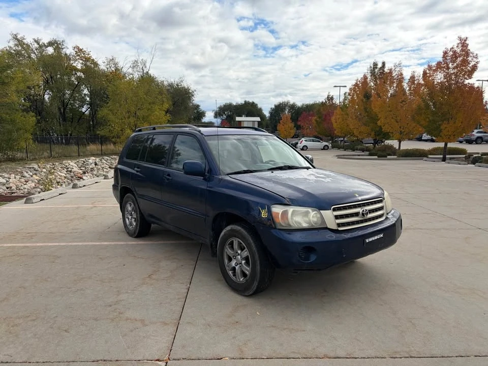 2004 Toyota Highlander - Image 3 of 11