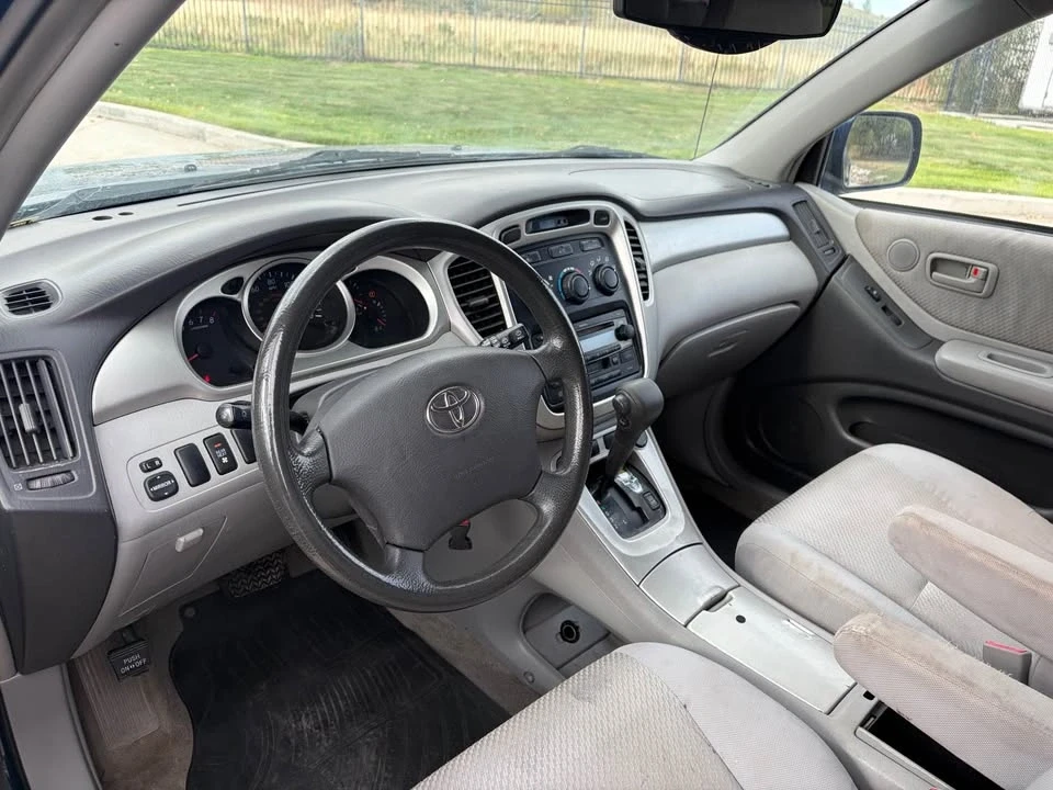 2004 Toyota Highlander - Image 10 of 11