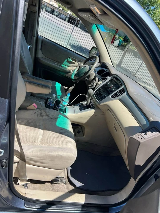 2004 Toyota Highlander - Image 6 of 13