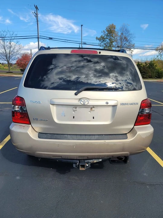 2004 Toyota Highlander - Image 3 of 8