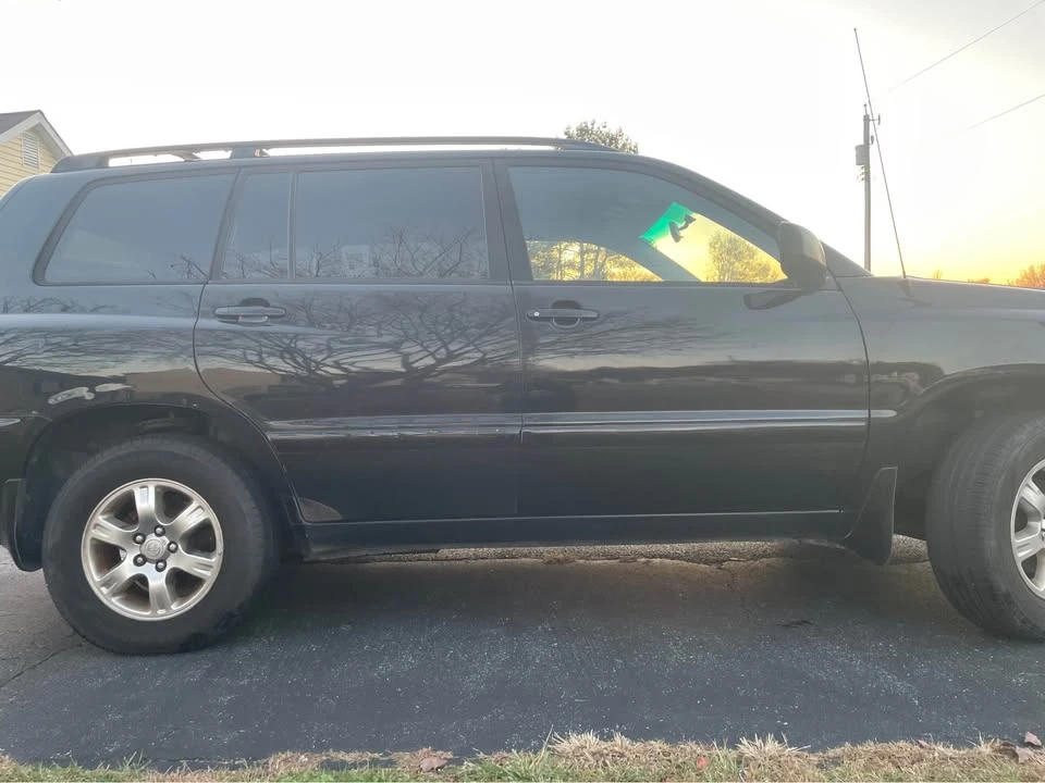 2004 Toyota Highlander - Image 5 of 10