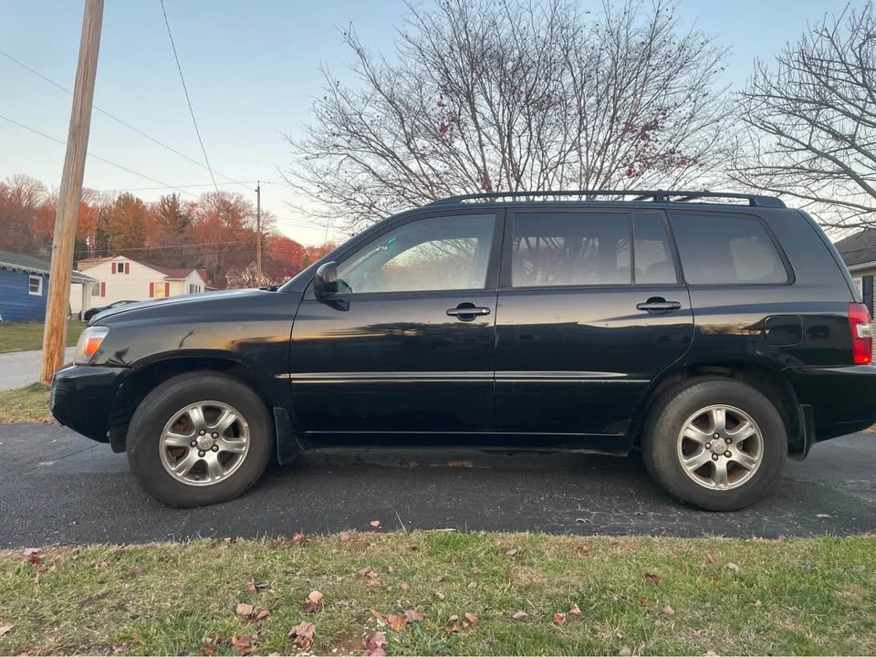2004 Toyota Highlander - Image 3 of 10