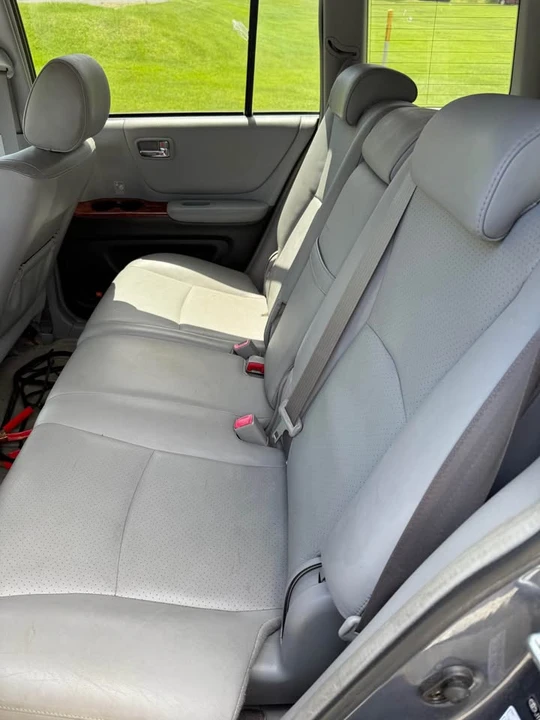 2004 Toyota Highlander - Image 7 of 7